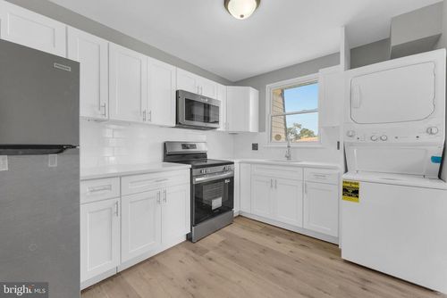 unit-6-6 Florence Tollgate Pl, FLORENCE, NJ, 08518-3006 | Card Image