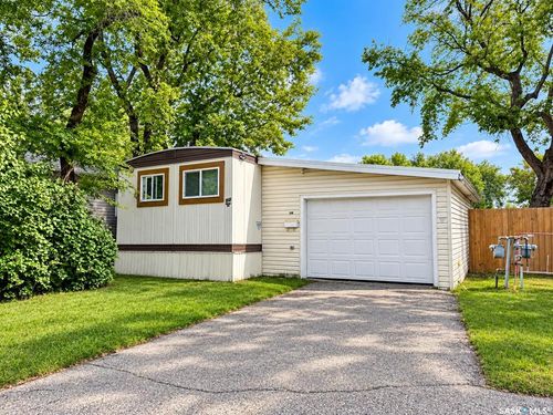 216-1524 Rayner Ave, Saskatoon, SK, S7N1Y1 | Card Image