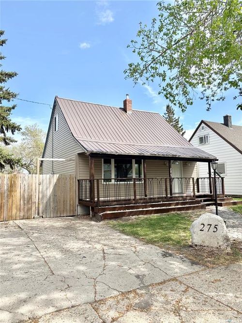 275 First Ave N, Yorkton, SK, S3N1K3 | Card Image