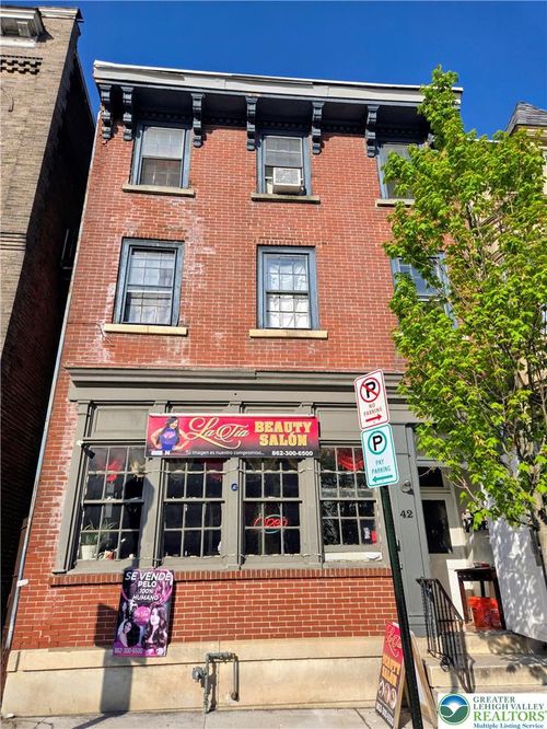 1r-42 N 8 Th Street, Allentown City, PA, 18101 | Card Image