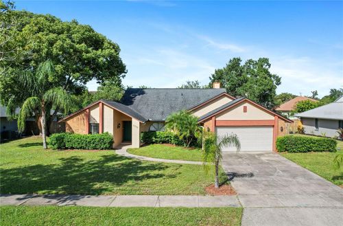 2530 Creekview Cir, OVIEDO, FL, 32765-7541 | Card Image