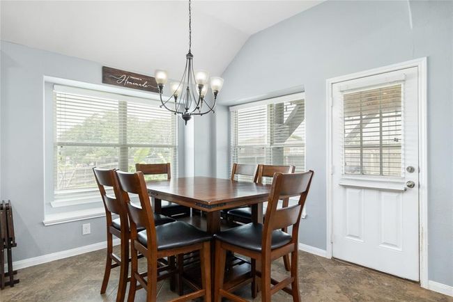 923 Lake View Dr, House other with 4 bedrooms, 2 bathrooms and 2 parking in Montgomery TX | Image 13