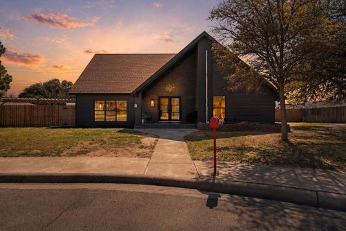3117 Auburn Dr, Midland, TX, 79705-4807 | Card Image