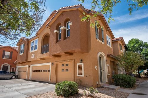 unit-2001-601 Menaul Blvd Ne, Albuquerque, NM, 87107-1557 | Card Image
