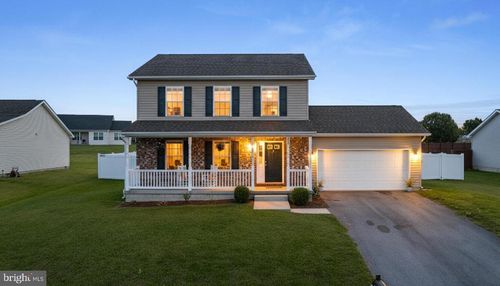 256 Melville Dr, INWOOD, WV, 25428-1285 | Card Image