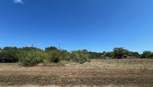 105 Pompano Dr, Rockport, TX, 78382-9202 | Card Image