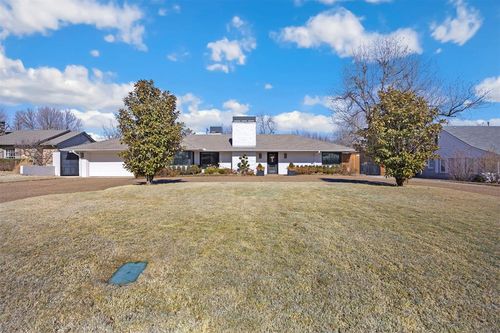 1803 Drakestone Avenue, Nichols Hills, OK, 73120 | Card Image