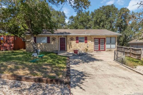 1447 Springwater, Canyon Lake, TX, 78133-6152 | Card Image