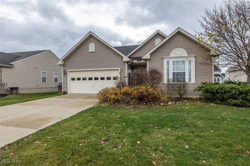 5222 Autumnwood Lane, Brunswick, OH, 44212 | Card Image