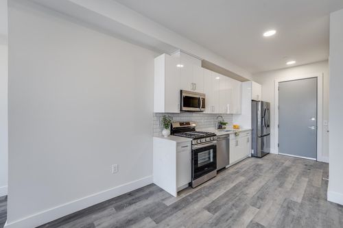 503-3443 John F Kennedy Blvd, Jersey City, NJ, 07307-5136 | Card Image