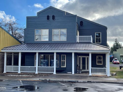 101-141 W Main Avenue, Sisters, OR, 97759 | Card Image