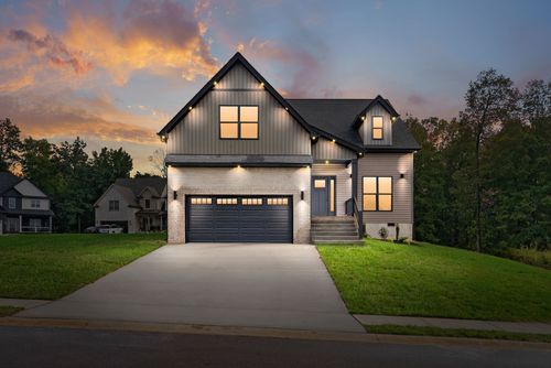 598 Pongracz Way, Clarksville, TN, 37042-8857 | Card Image