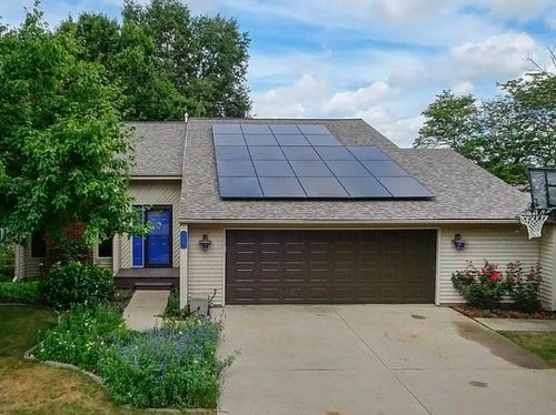 105 Buttercup Way, Bloomington, IL, 61704-7264 | Card Image