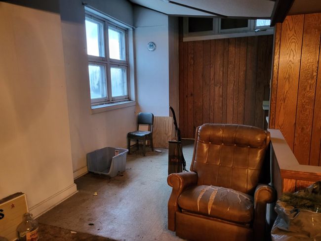 Upper Floor | Image 26