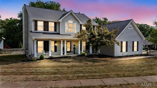 16015 Canterbury Estates Dr, Ellisville, MO, 63021-2003 | Card Image