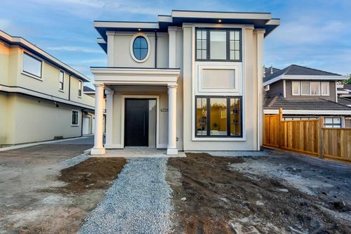 4226 Williams Rd, Richmond, BC, V7E1J9 | Card Image