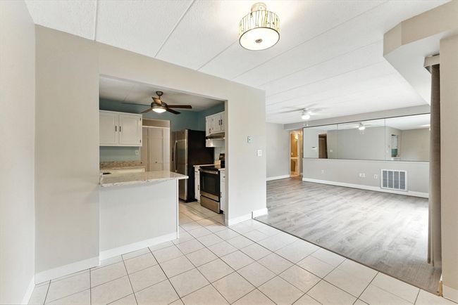 APT-5 - 1 Ledgewood Way, Condo with 2 bedrooms, 2 bathrooms and 1 parking in Peabody MA | Image 14