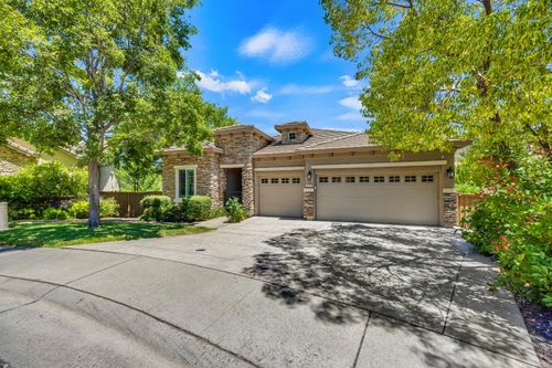 674 Burlond Ct, Folsom, CA, 95630-6326 | Card Image