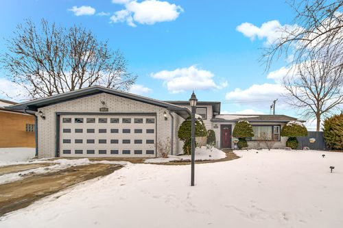 2812 W 60th Dr, Merrillville, IN, 46410-2219 | Card Image