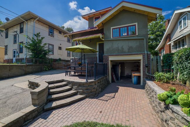 Tuckunder garage | Image 35