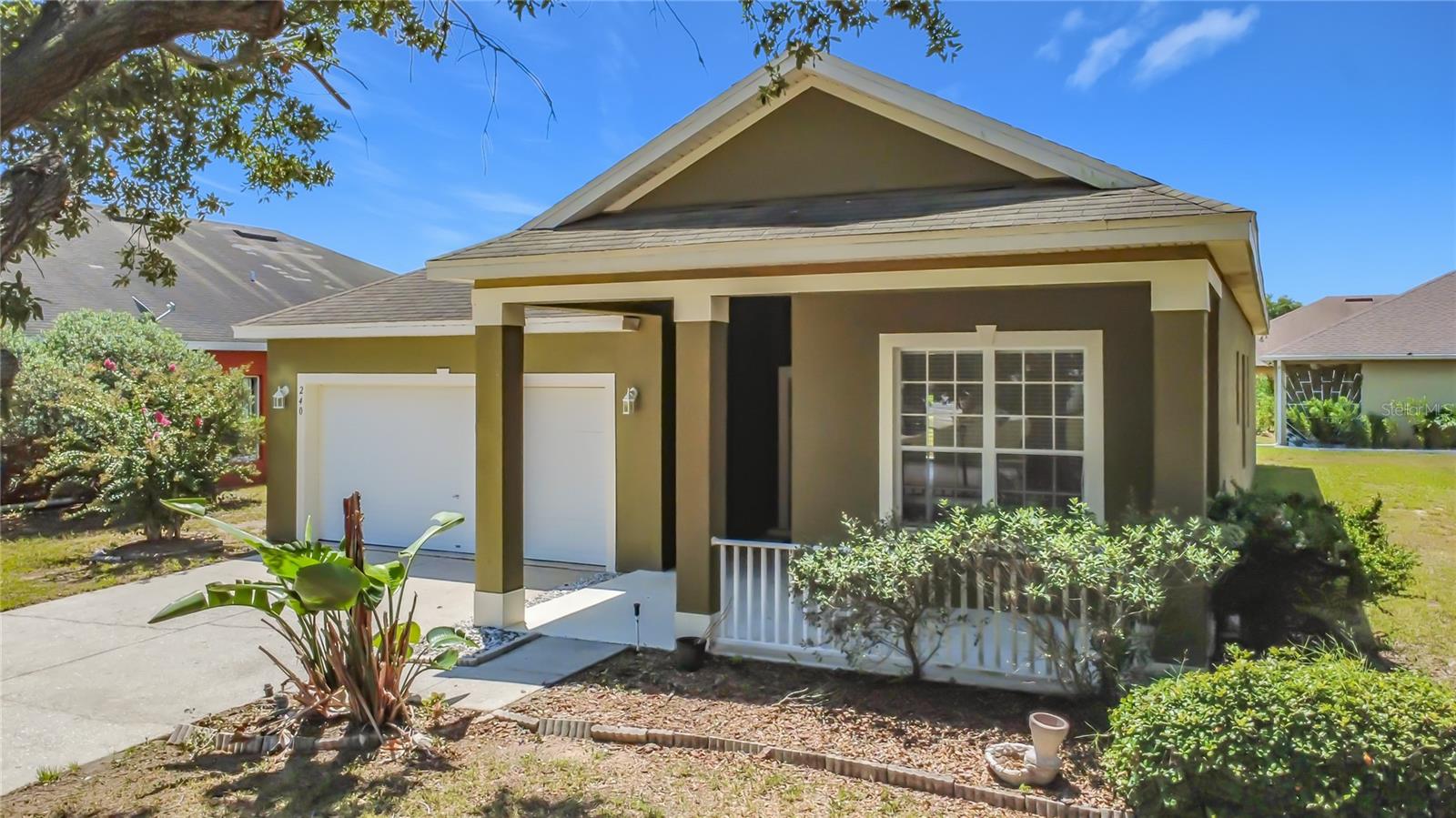 Residential in LAKE ALFRED