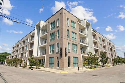 apt-520-900 Bartholomew St, New Orleans, LA, 70117-5471 | Card Image