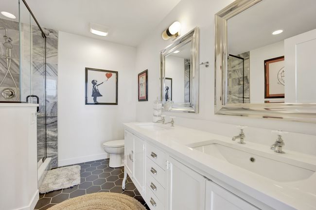 UNIT-337 - 1033 W 14 Th Pl, Condo with 3 bedrooms, 2 bathrooms and 1 parking in Chicago IL | Image 14