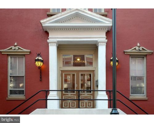 apt-2f-1100 Spruce St, PHILADELPHIA, PA, 19107-6039 | Card Image