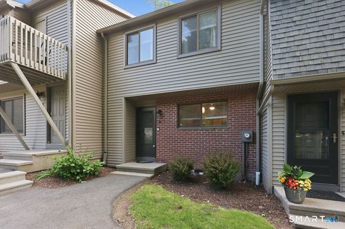 44-44 Conestoga Way, Glastonbury, CT, 06033-3304 | Card Image