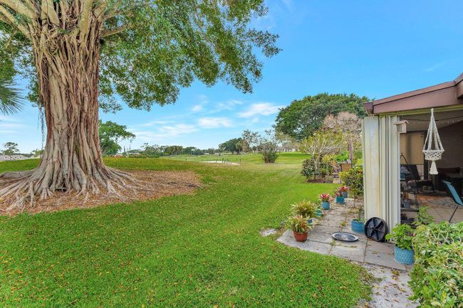 6700 Versailles Ct, Condo with 3 bedrooms, 3 bathrooms and null parking in Lake Worth FL | Image 44