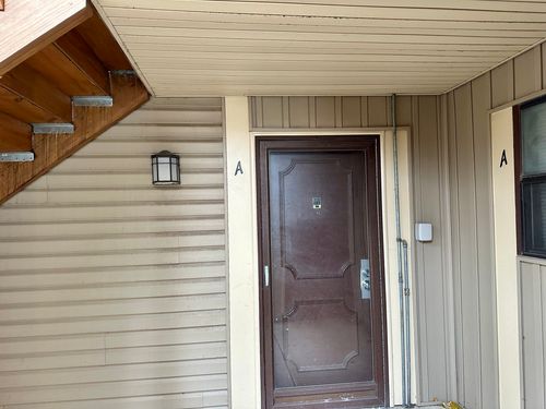 unit-a-1350 Laguna Ct, Hanover Park, IL, 60133-5258 | Card Image