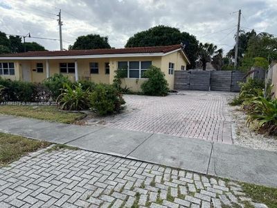 1433-1435 Se 2nd Ave, Home with 0 bedrooms, 0 bathrooms and 4 parking in Deerfield Beach FL | Image 1