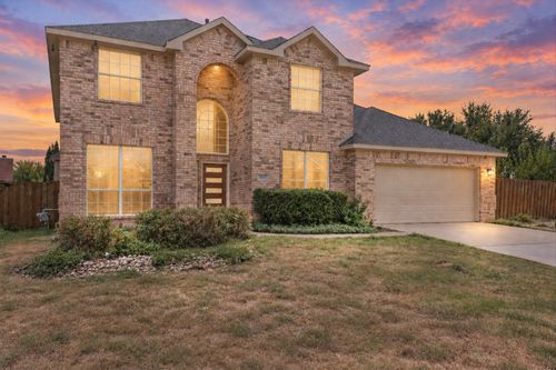 2831 Atrium Dr, Grand Prairie, TX, 75052-7018 | Card Image
