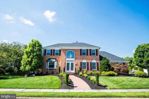 27 Wendee Way, Sewell, NJ, 08080-3527 | Card Image