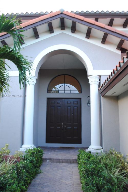 7755 Sw 193rd Ln, Cutler Bay, FL, 33157-7396 | Card Image