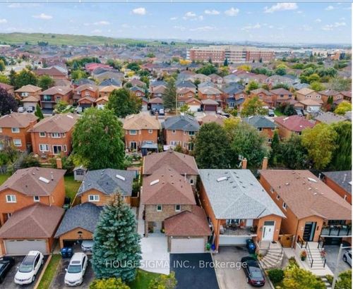 4-659 Roselaire Trail, Mississauga, ON, L5R3C6 | Card Image