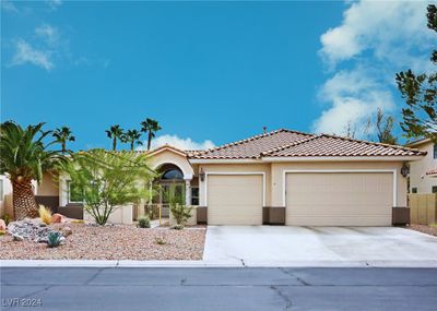 3958 Tropical Vine Street, House other with 3 bedrooms, 3 bathrooms and null parking in Las Vegas NV | Image 1