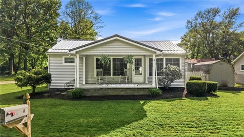 2025 W Lake Rd, Jamestown, PA, 16134-3721 | Card Image