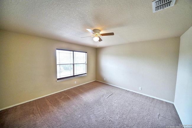 9022 Anderson Blf, House other with 5 bedrooms, 4 bathrooms and null parking in Converse TX | Image 43