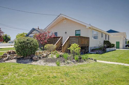 806 East Shore Drive, Brigantine, NJ, 08203 | Card Image