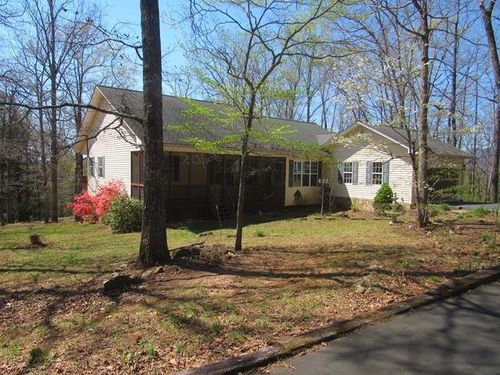 693 Puett Cove Cir, Marble, NC, 28905-6202 | Card Image