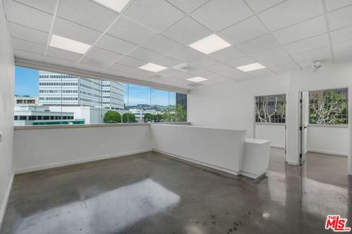 300-240 S La Cienega Boulevard, Beverly Hills, CA, 90211 | Card Image