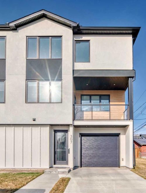 307 18 St Nw, Calgary, AB, T2N4J7 | Card Image