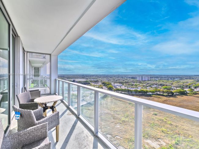 APT-1507 - 2000 Metropica Way, Condo with 2 bedrooms, 2 bathrooms and null parking in Sunrise FL | Image 28