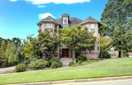 119 Manitou Dr, Maumelle, AR, 72113-5867 | Card Image