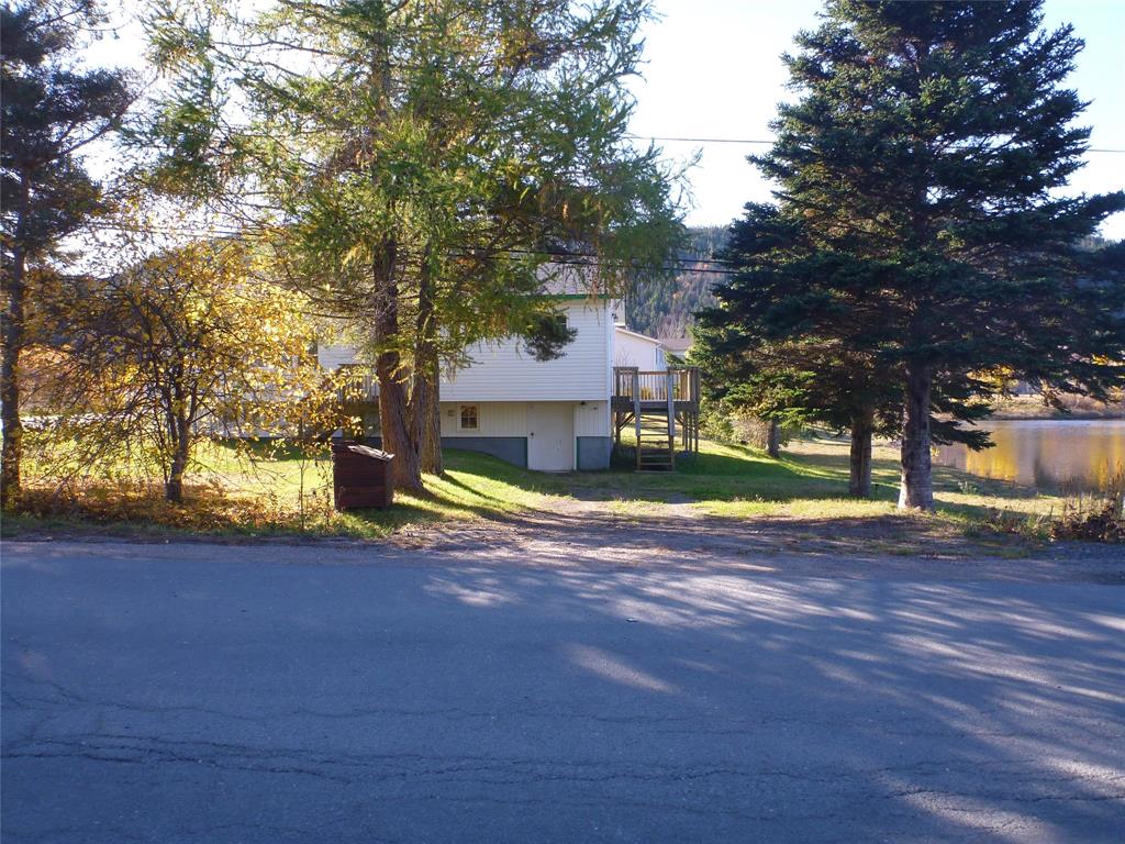 Residential in Hickmans Harbour 3