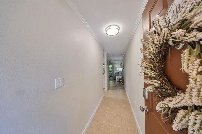 APT-203 - 10100 Sailwinds Blvd N, Condo with 3 bedrooms, 2 bathrooms and null parking in LARGO FL | Image 4