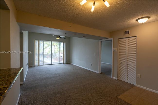APT-307 - 2711 Ocean Club Blvd, Condo with 2 bedrooms, 2 bathrooms and null parking in Hollywood FL | Image 4