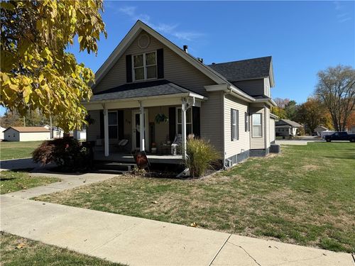 210 S Sheridan St, Pana, IL, 62557-1356 | Card Image