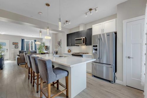 158 Livingston Common Ne, Calgary, AB, T3P1K1 | Card Image